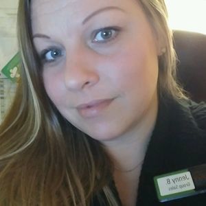 Meet your Posher, Jenny